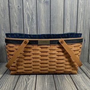 Longaberger 2005 Collectors Club Membership Basket Exclusive Liner Protector USA